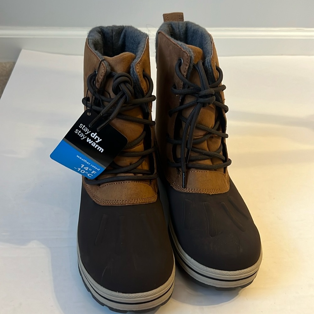 Rugged Outback Boots Brown Size 6 NWT